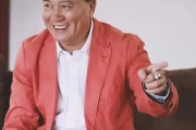 万子良，万梓良烽火情仇