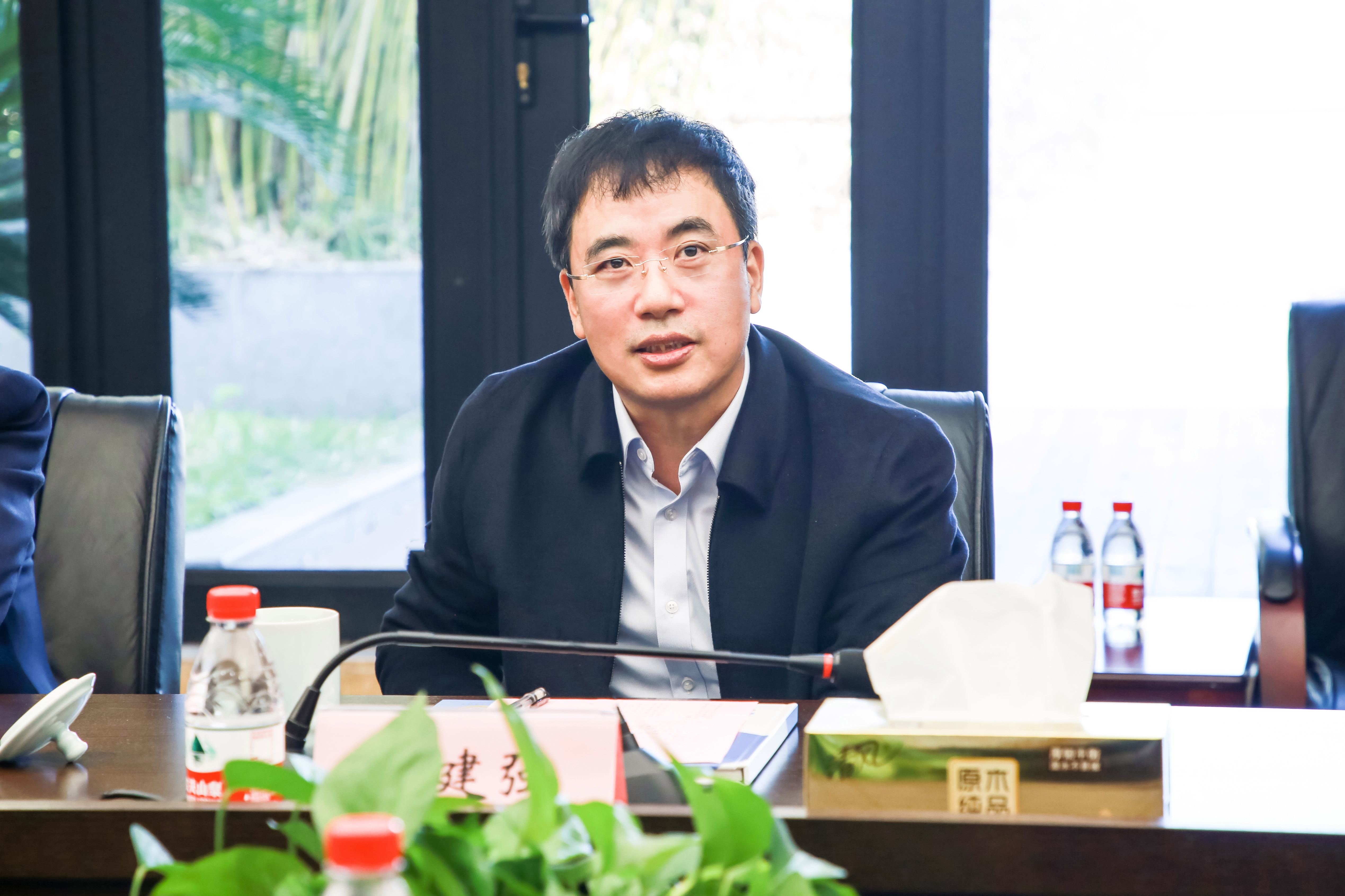 杨震宇，杨震宇今年多大了