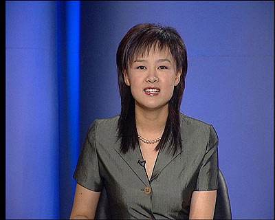 央视主持人李小萌，央视主持人李小萌图片