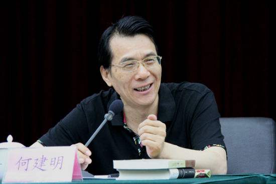 何建明，何建明云南财经大学