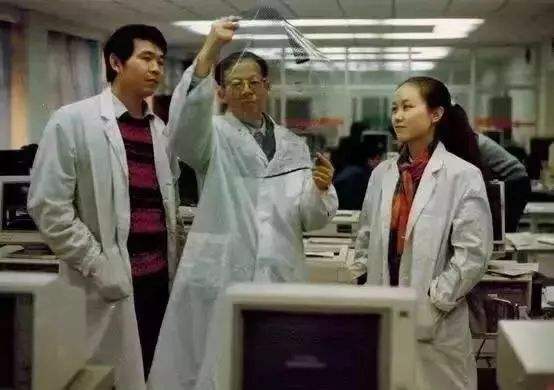 王选简介，王选简介100字