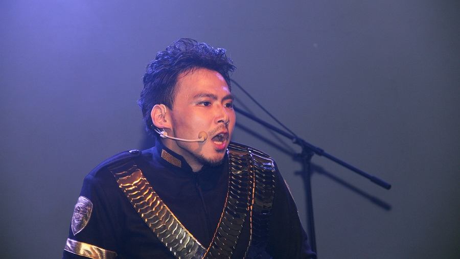 迈克杰，迈克杰克逊和超模尼玛的舞蹈音乐是什么名