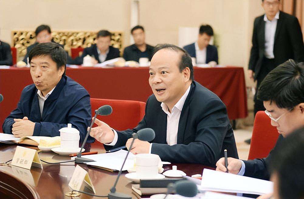 黄世霖，黄世霖身价多少