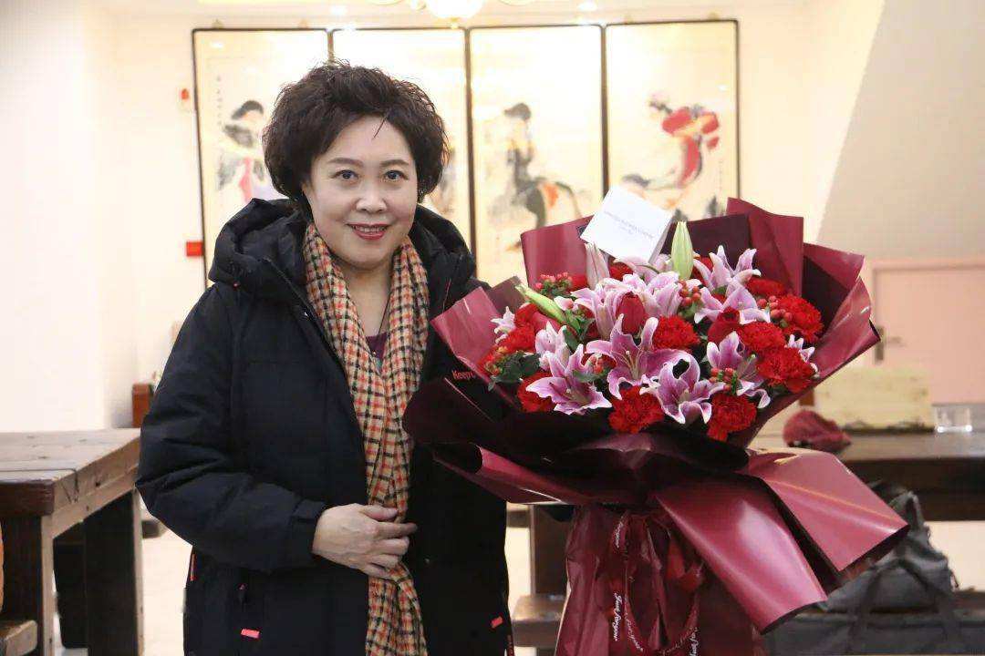 胡可瑜，胡可欲望花园