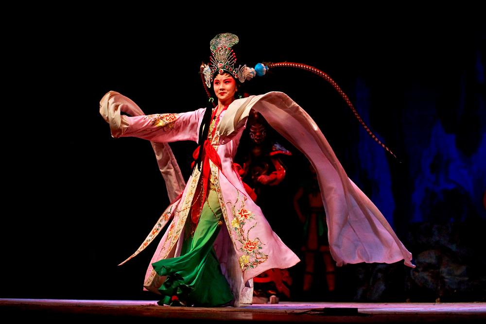 刘谊，刘谊川剧演员