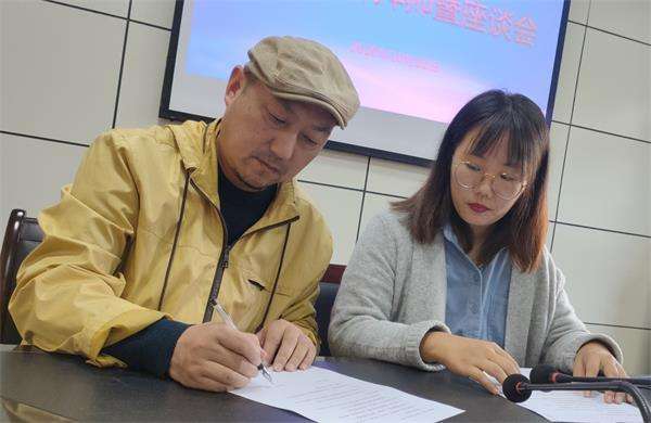 李怡然，李怡然同学的音乐 可能