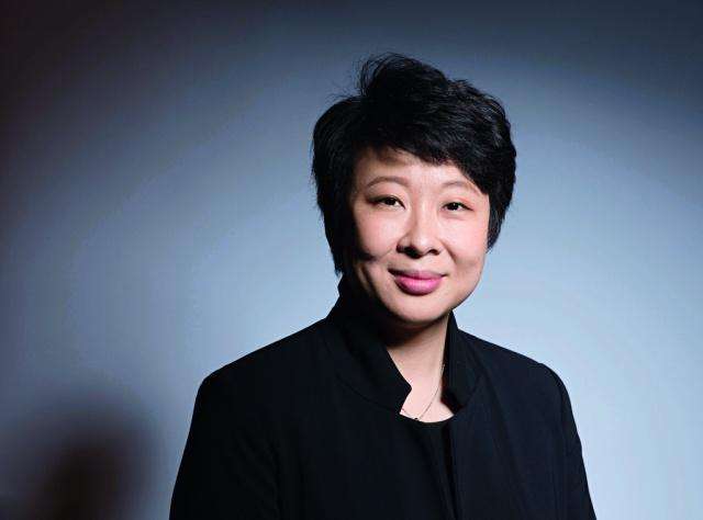 曹慧英，曹慧英第一任老公