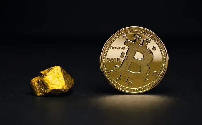比特币最早多少钱一个，比特币最早多少钱一个?怎样购买的?