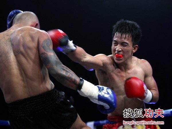 黄海刚，黄海刚泰拳
