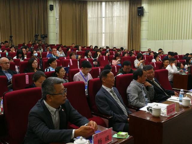 甘晖，甘晖广西水产学校