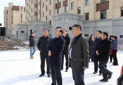 关于机构资金5月考察钟爱地区性银行的信息