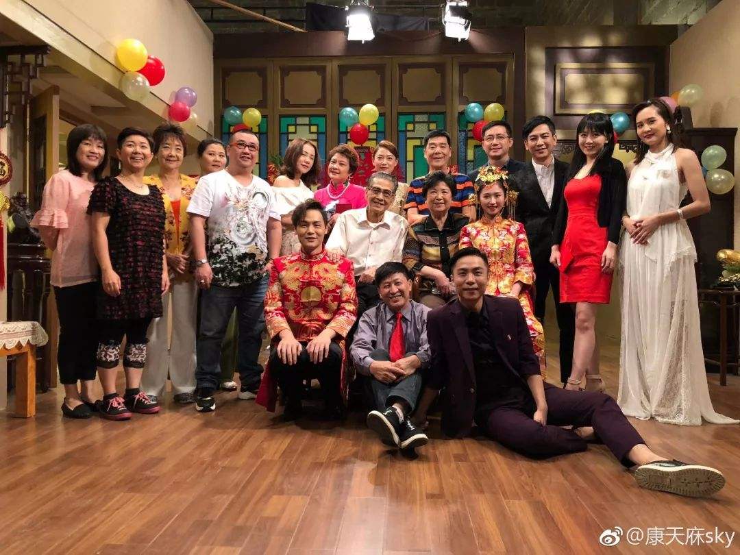 李俊毅康天庥，李俊毅康天庥身高
