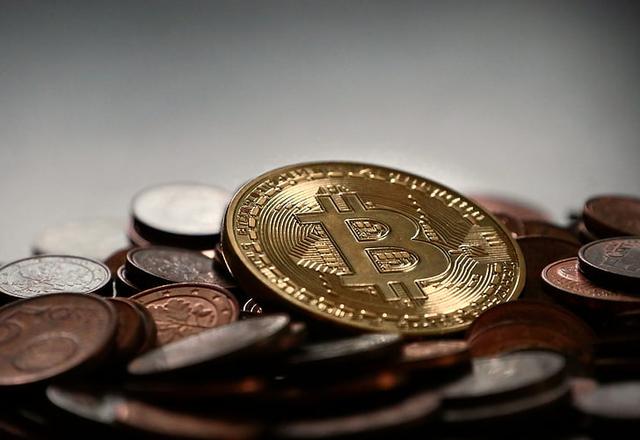 上哪里去正规买比特币不犯法的简单介绍