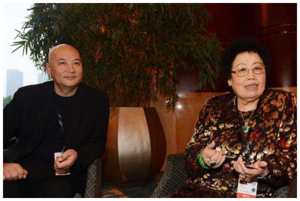 迟重瑞，迟重瑞与陈丽华结婚时多大年龄