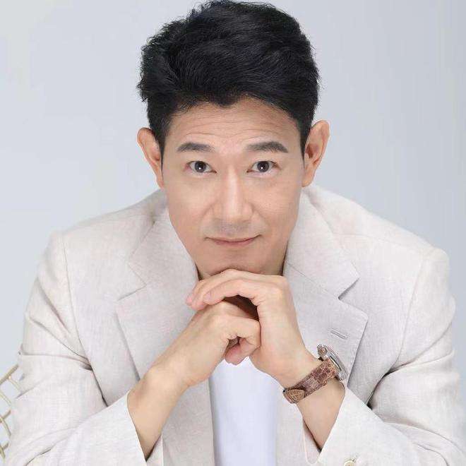 失野浩二，矢野浩二的老婆个人资料