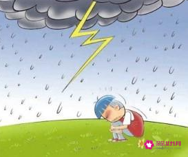 做梦梦见下大雨，做梦梦见下大雨水都进房子了