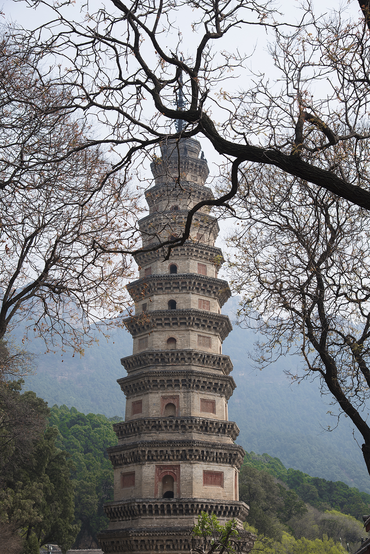 济南灵岩寺，济南灵岩寺好玩吗