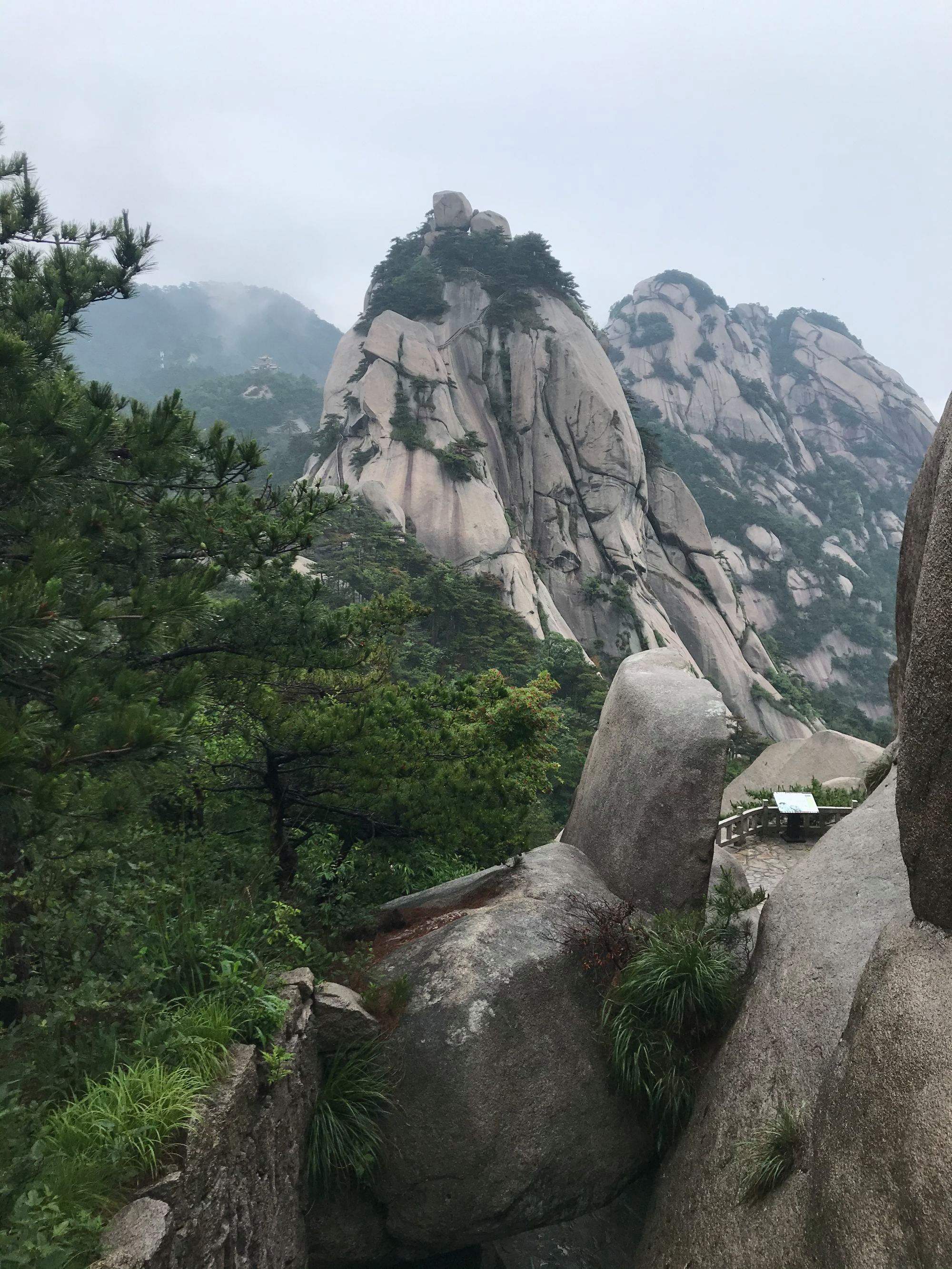 大别山在哪个省，大别山在哪个省什么地方