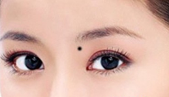左眼下有痣的女人，左眼下有痣的女人性格