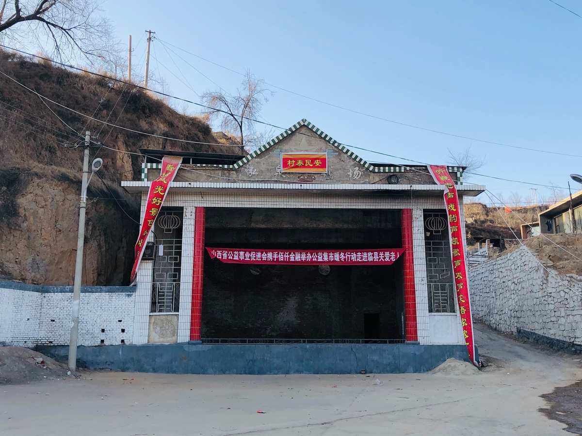 农村舞台图片大全，农村舞台图片大全六十甲飞